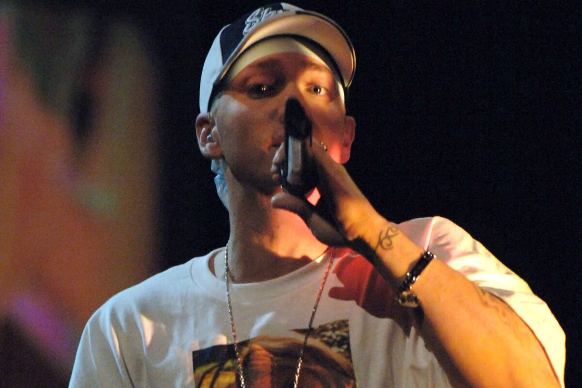 Biggest Hip Hop Album First Week Sales Of 2000 Eminem Cover